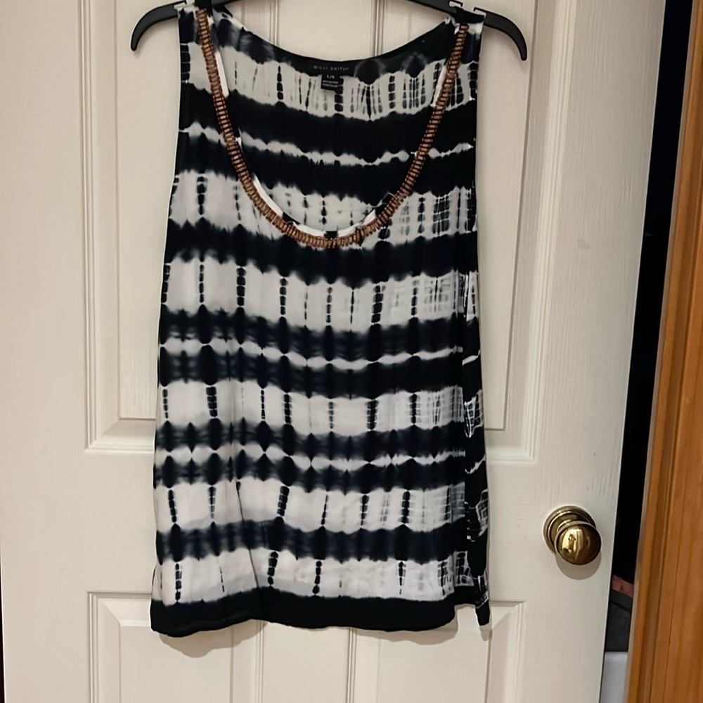 New without tags Will Smith tunic length sleeveless shirt.